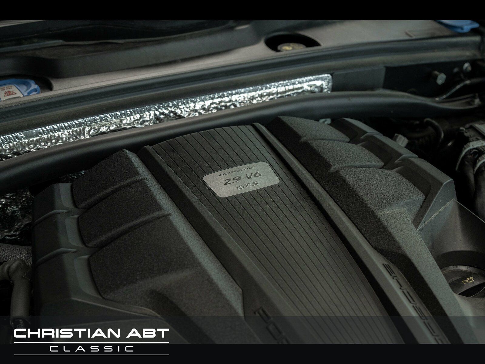 Porsche Macan GTS Mopf * AHK * LED * Carbon * Pano *
