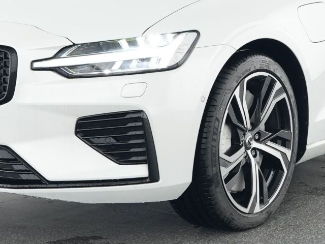 Volvo V60 Plus Dark T6 19''LM AHK 360kam PilotAssist H