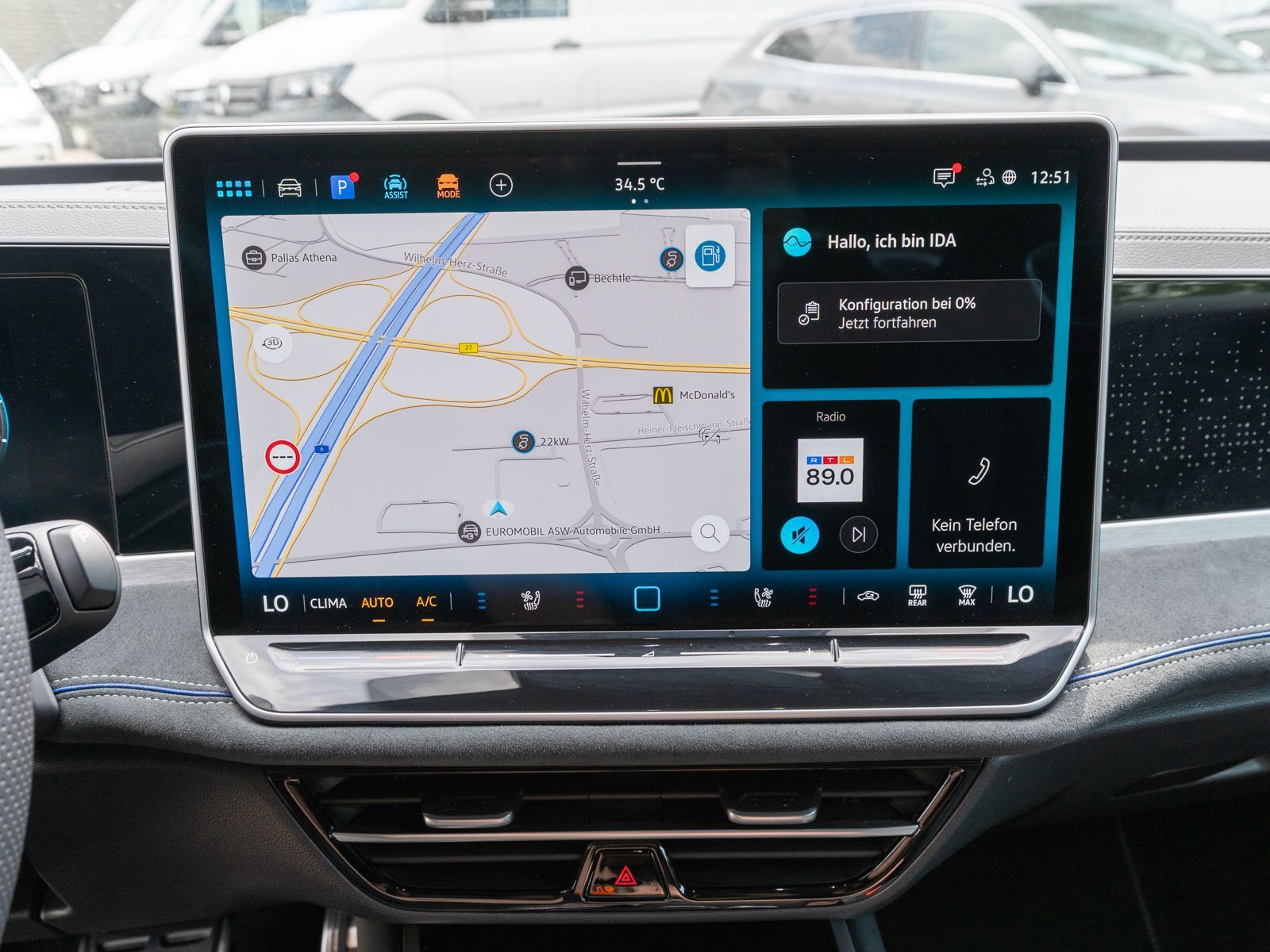 Volkswagen Passat Variant R-Line 2.0TDI 4M DSG PANO HUD AHK