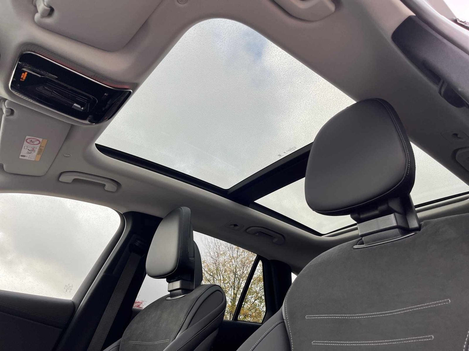 Mercedes-Benz GLC 300 d 4M AMG-Pano+AHK+360+H-Lenk+AIR+DIGITAL