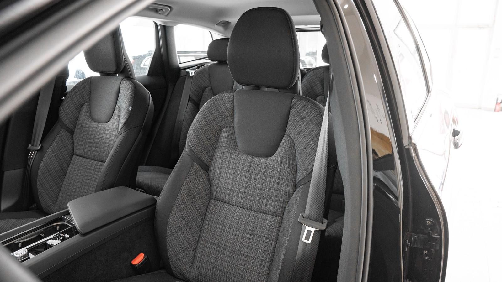 Volvo XC 60 - Samsaru's Car Outlet