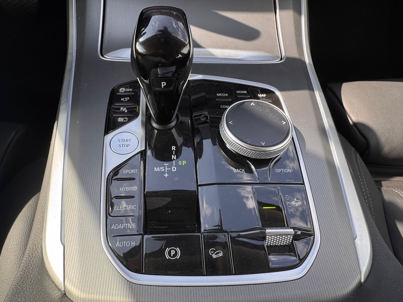 BMW X5 xDrive45e 1.HAND HUD GESTIK LED 360 LEDER