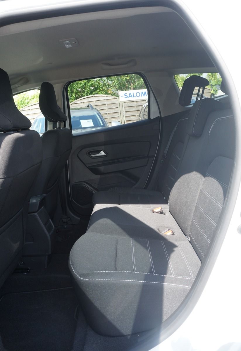 Dacia Duster TCe150 4x4 JOURNEY+ - Samsaru's Car Outlet