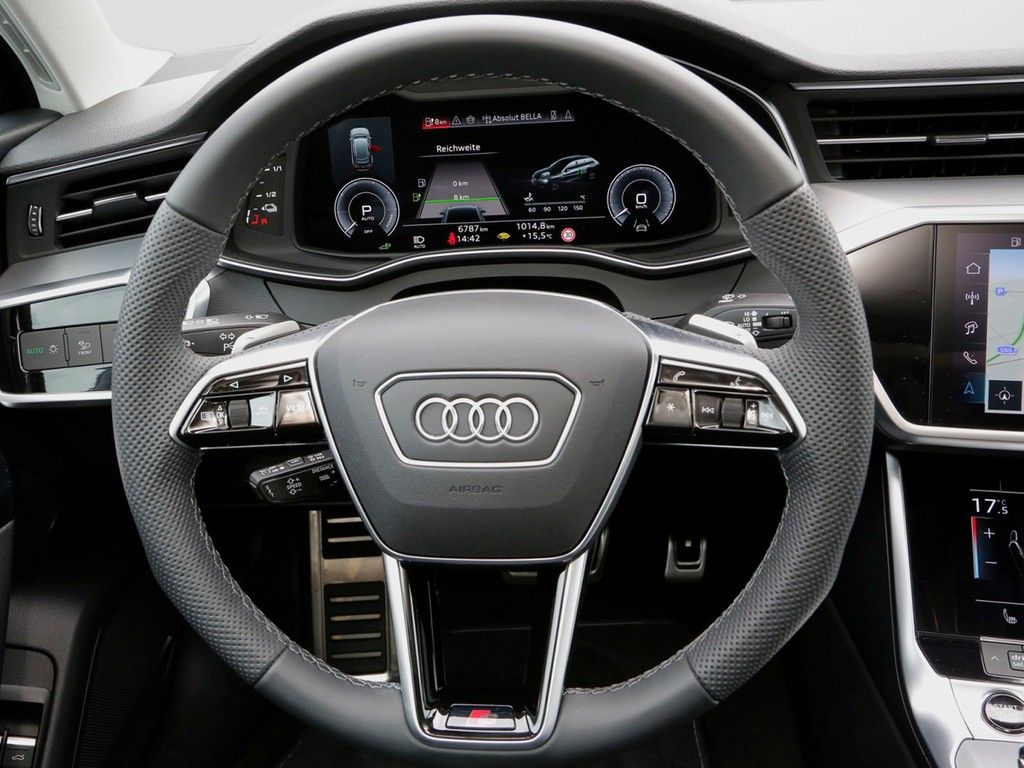 Audi A6 Avant 55 TFSI e Q S line - Samsaru's Car Outlet