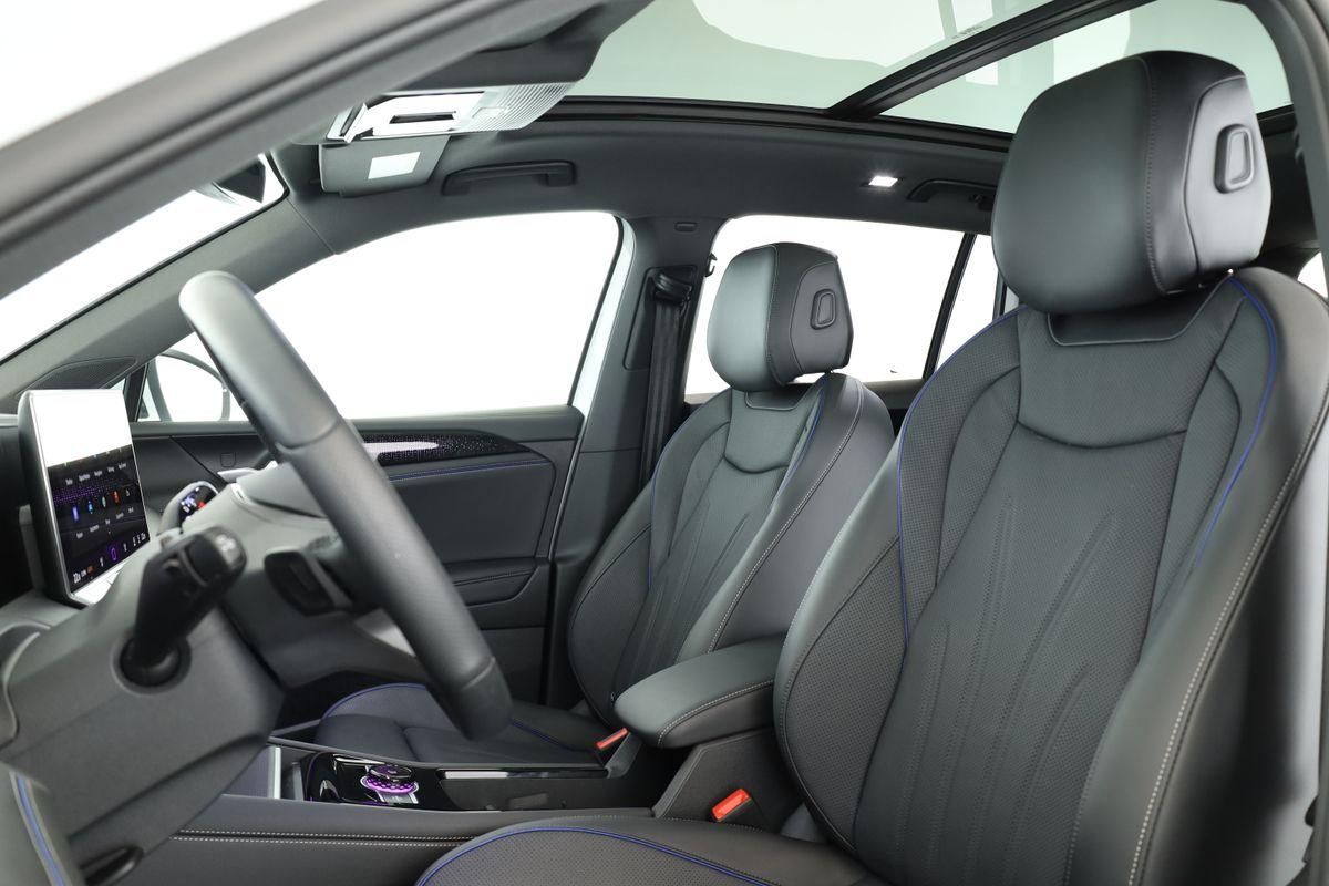 Volkswagen Tiguan 2.0 TDI 4M DSG R-Line Leder Pano Navi 360
