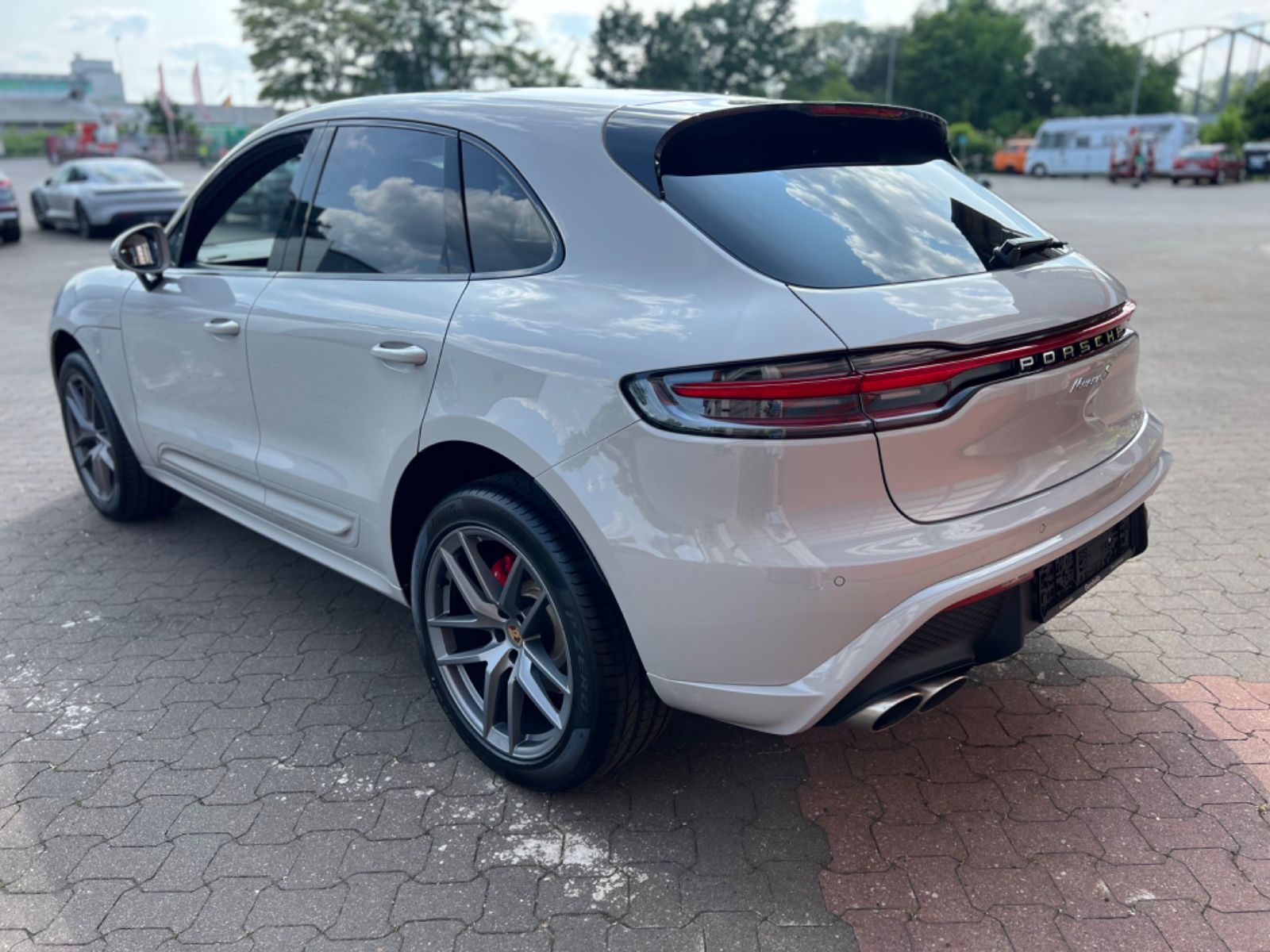 Porsche MACAN S SPORT DESIGN, RHD RECHTSLENKER