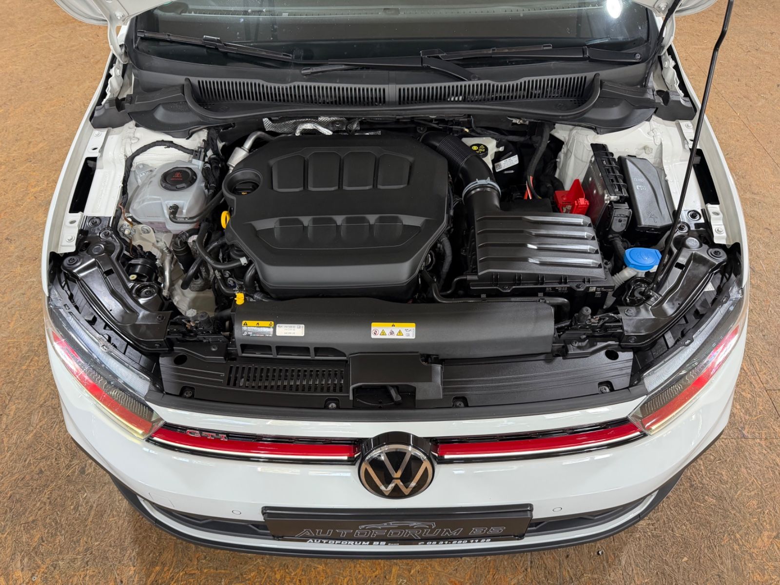 Volkswagen Polo VI GTI 2.0TSI DSG/ALCANTARA/CAM/MATRIX/18"