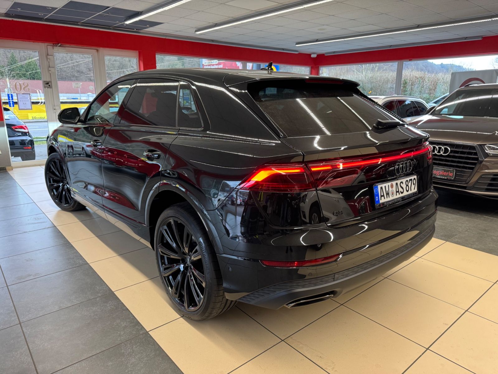 Audi Q8 50TDI S-Line/Black/23zoll/Allradlenk.Pano/B&0