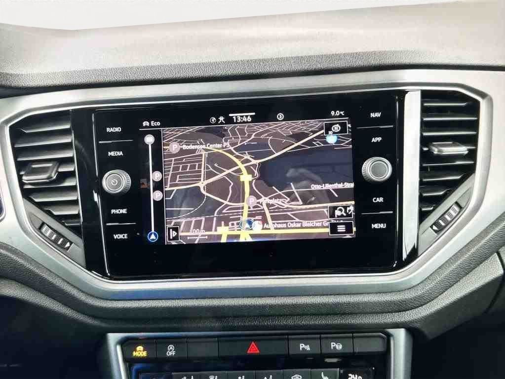 Volkswagen T-Roc 1.5 TSI Active - Samsaru's Car Outlet