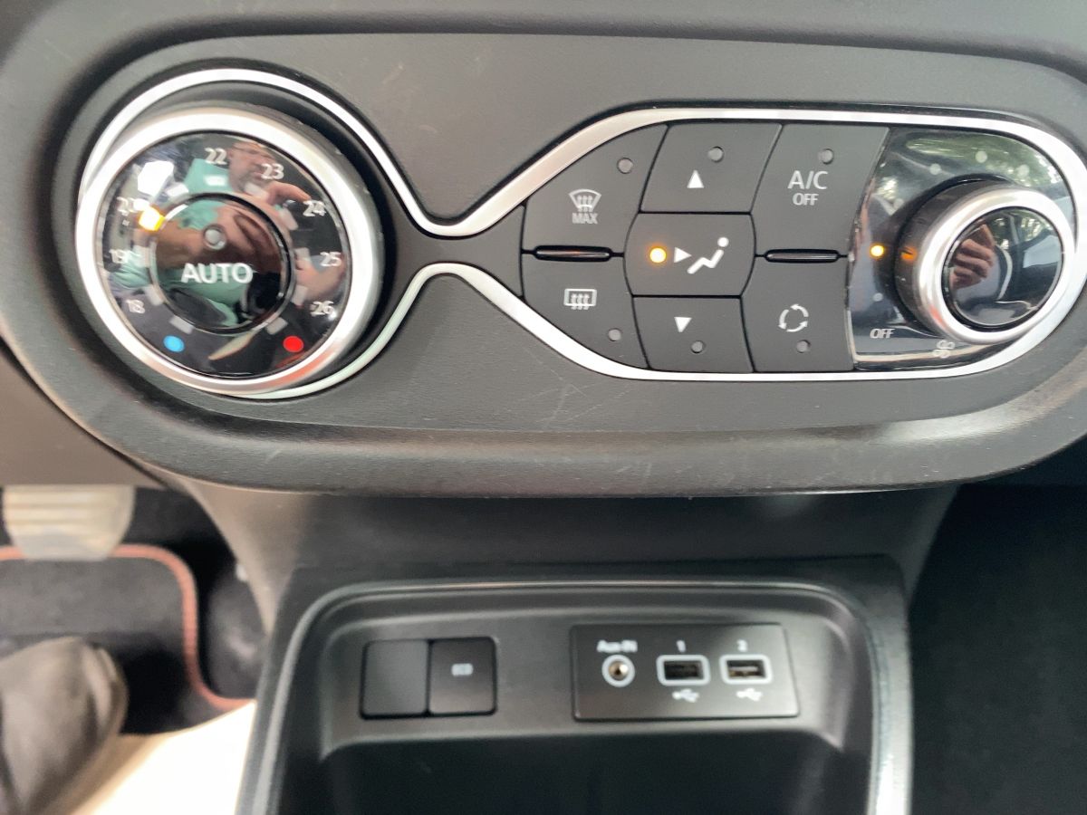 Renault Twingo Vibes Electric - Samsaru's Car Outlet