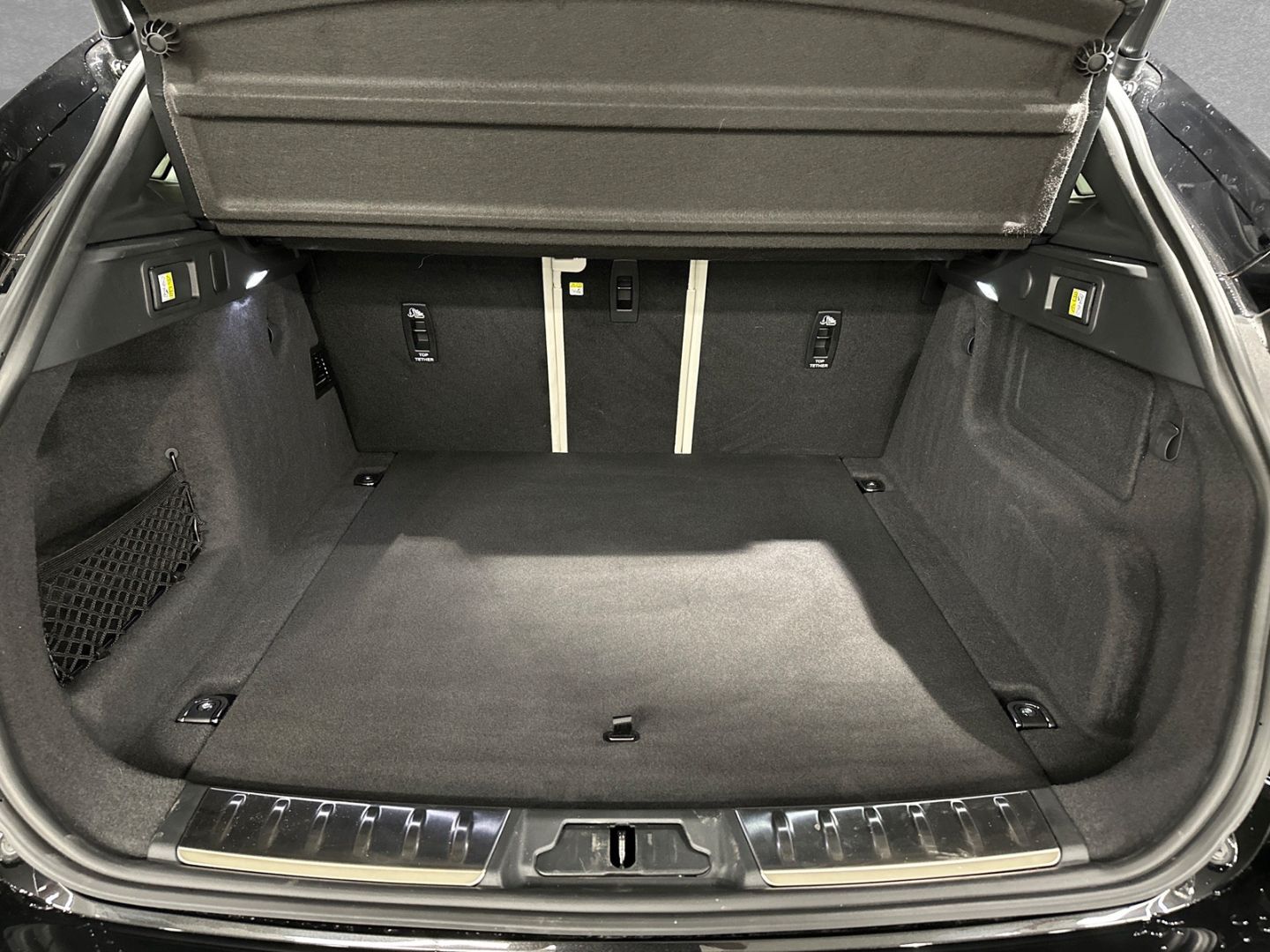 Jaguar F-Pace D200 R-Dynamic SE FAHRASSISTENZ-PAKET MER