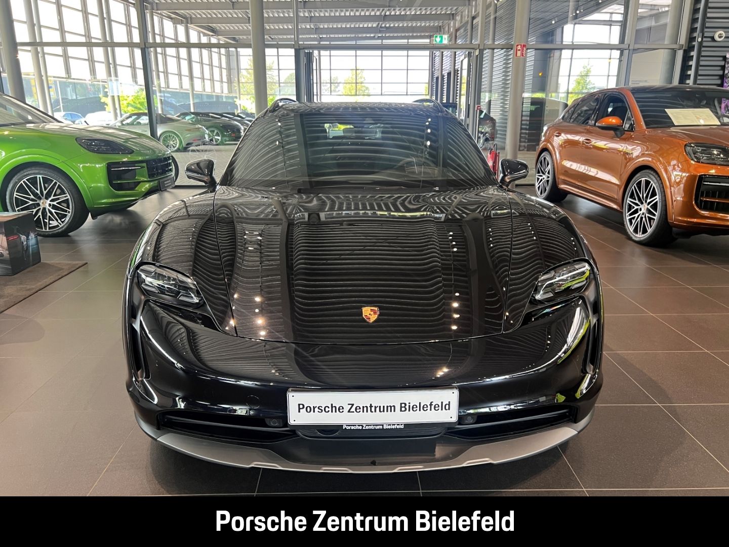 Porsche Taycan 4S Cross Turismo Panoramadach LED-Matrix