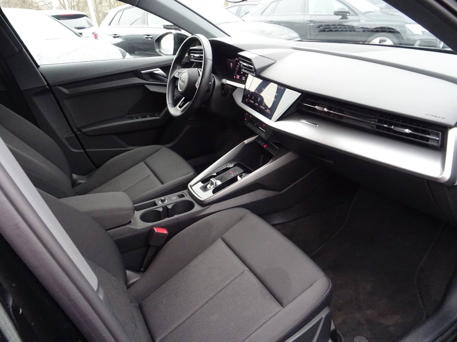 Audi A3 Sportback 30 TFSI S line Navi LED SHZ Virtual