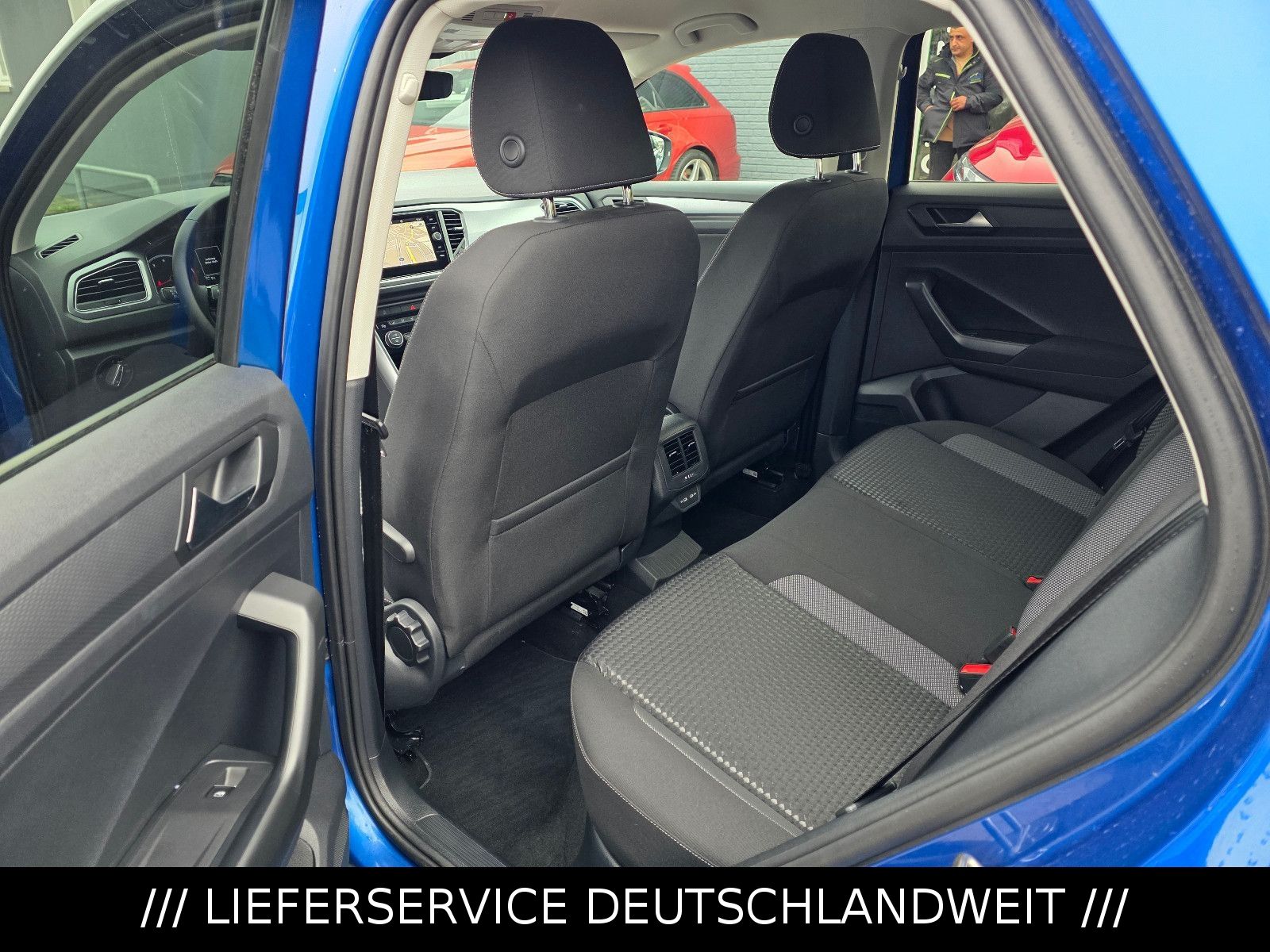 Volkswagen T-Roc 1.5 Active - Samsaru's Car Outlet