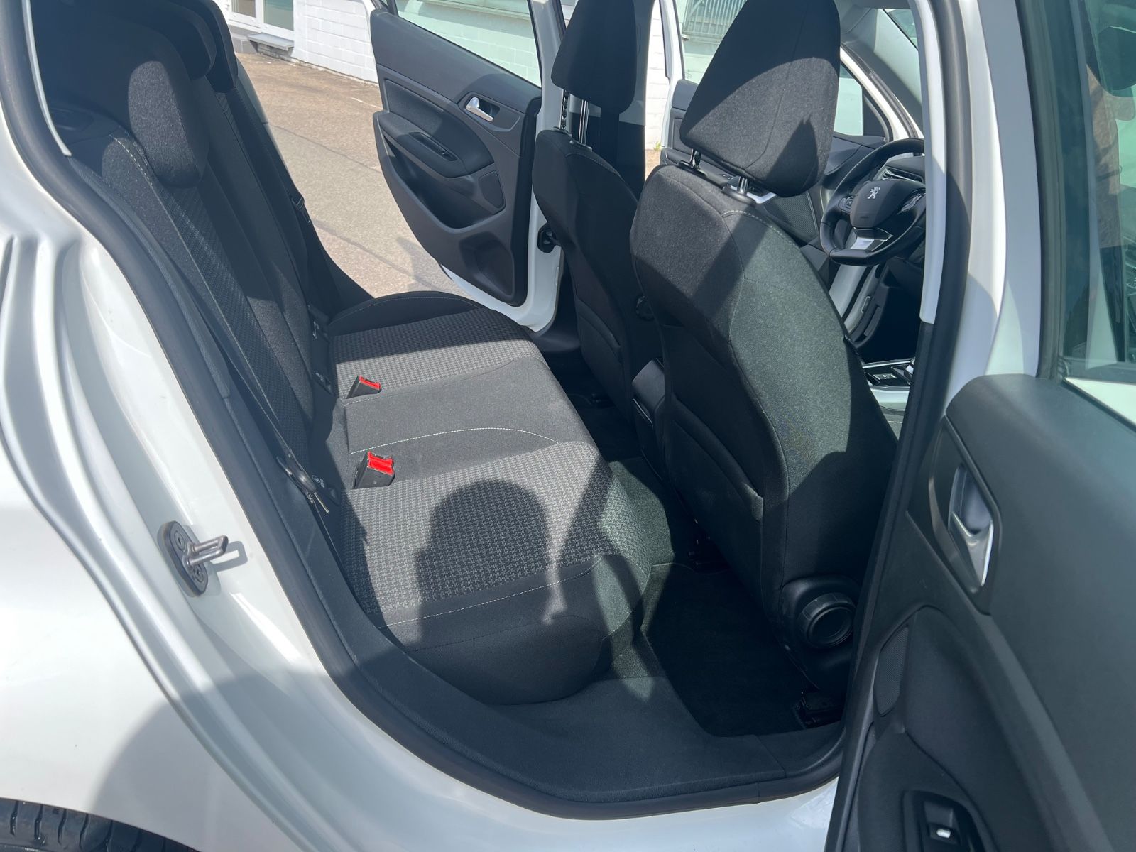 Peugeot 308 Active Pack - Samsaru's Car Outlet