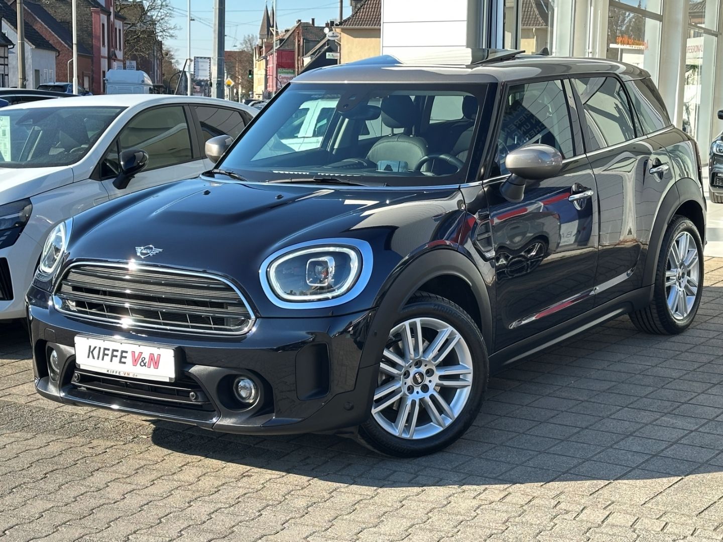 MINI Cooper Countryman - Samsaru's Car Outlet