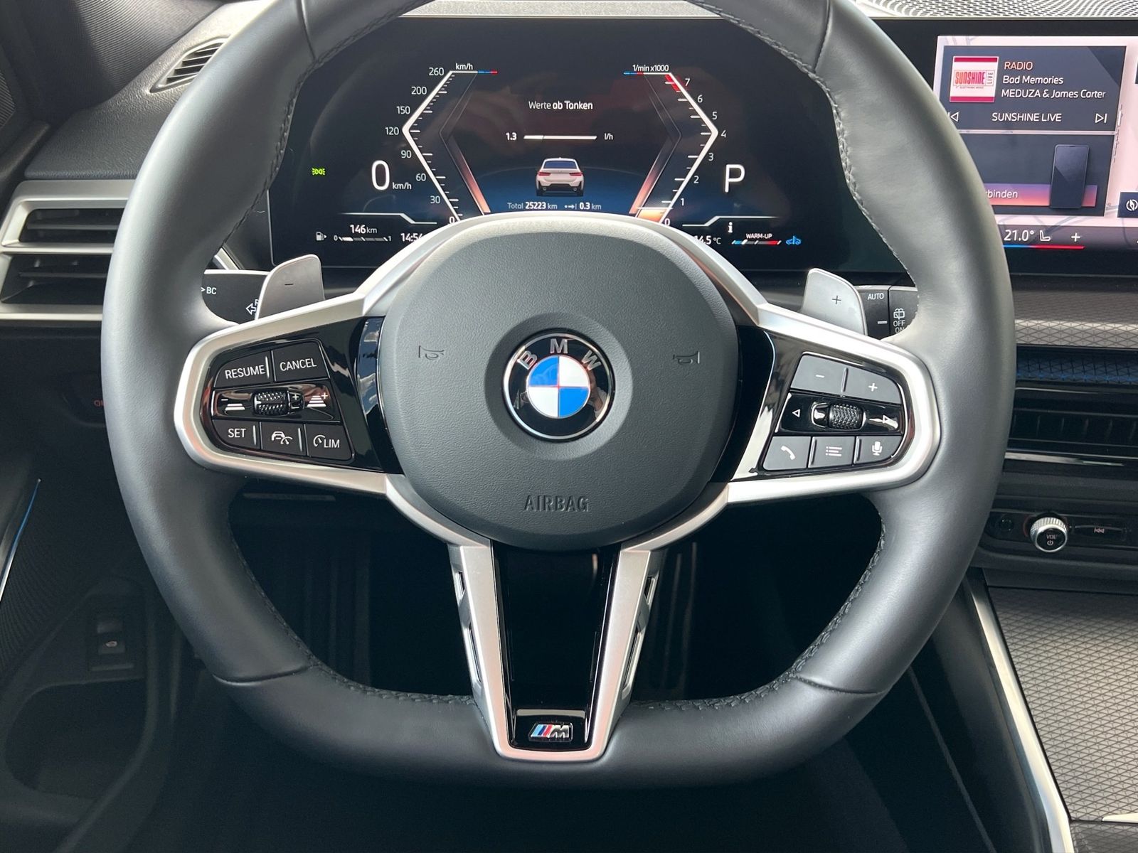 BMW 320i Touring M-Sport adapLED ACC 360° Pano AHK