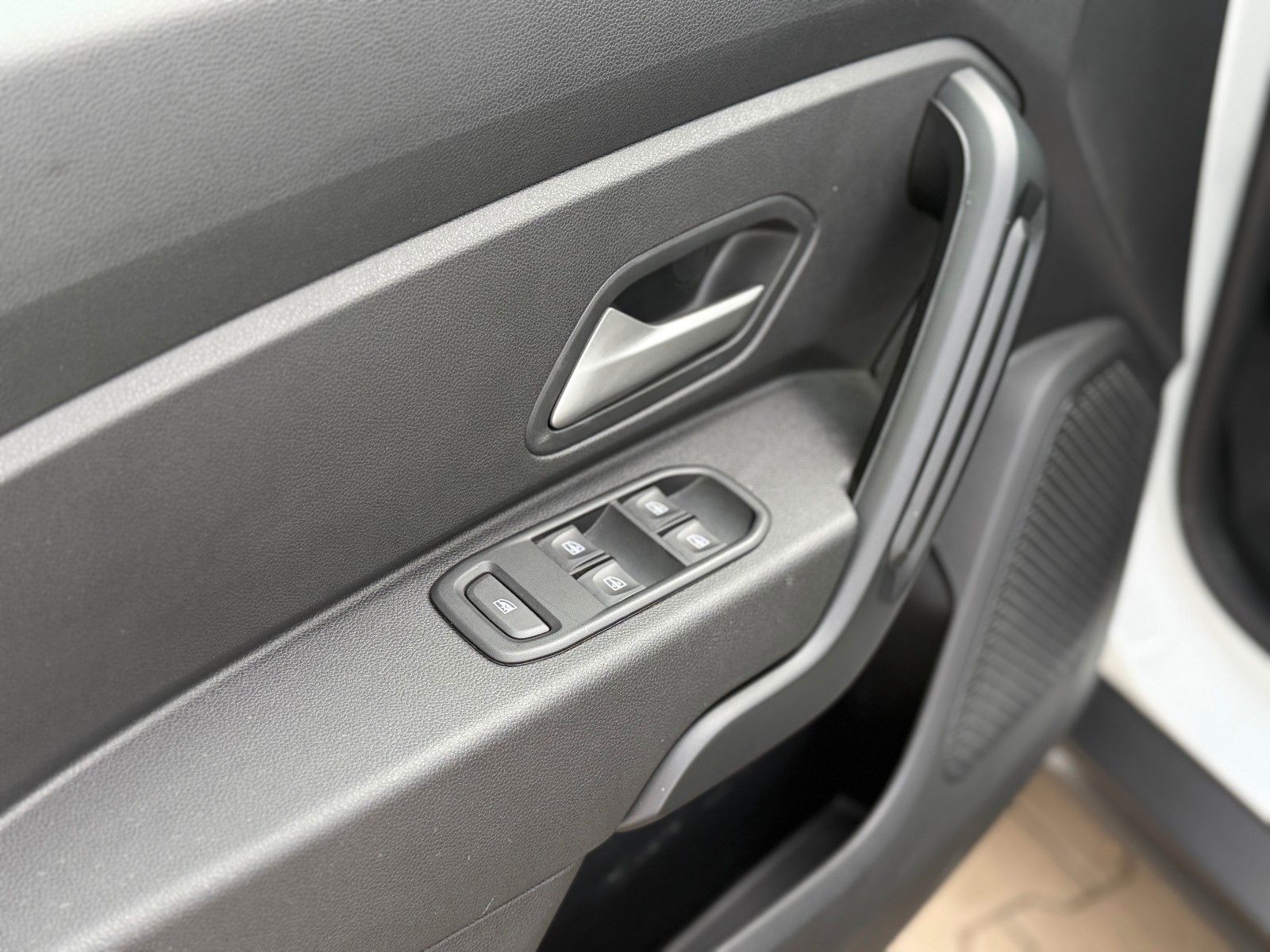 Dacia Duster II Expression 4WD - Samsaru's Car Outlet