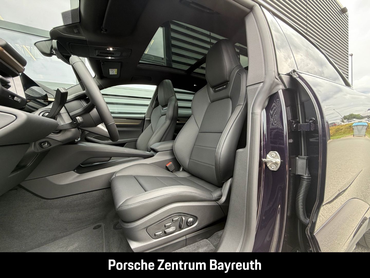 Porsche Macan 4S *PTS VIOLAMETALLIC*CARBON*BEIFAHRERDIS.
