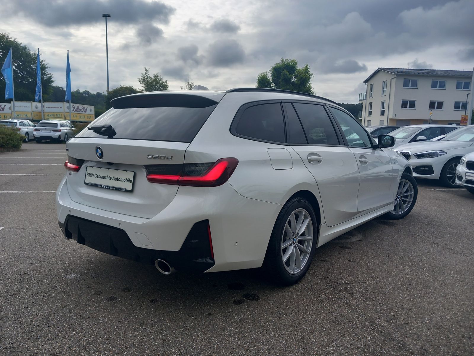 BMW 320d Touring xDrive M Sport - Samsaru's Car Outlet