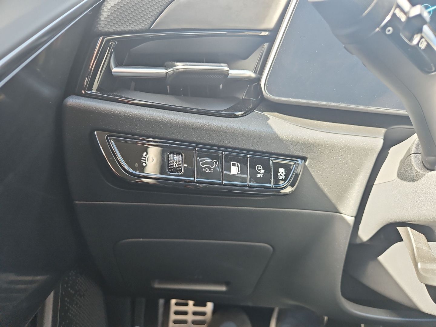 Kia Niro NIRO 1.6 DCT6 Plug-in Hybrid Spirit+ - Samsaru's Car Outlet