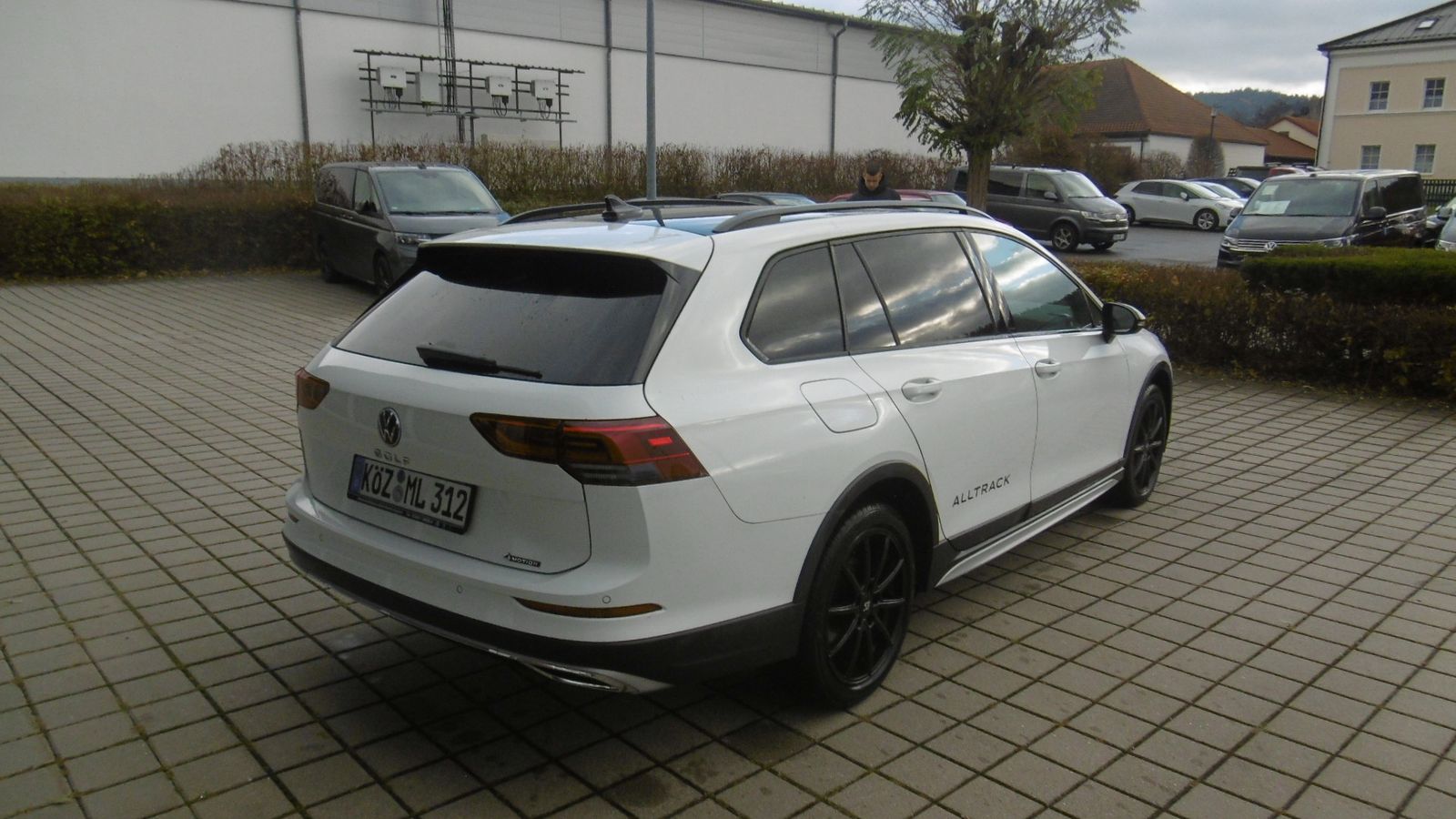 Volkswagen Golf Variant Alltrack 2.0 TDI 4motion Alltrack - Samsaru's Car Outlet