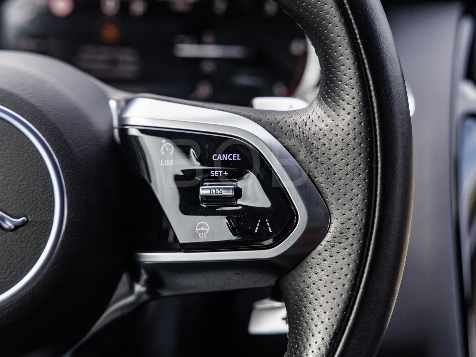 Jaguar E-Pace D200 AWD R-DYN SE NAVI KEYLESS-ENTRY