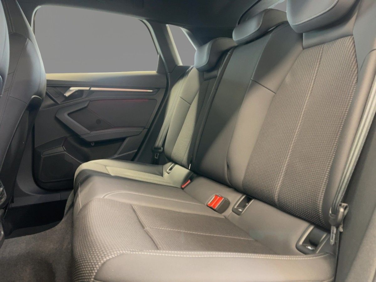 Audi A3 Sportback e-tron S line 40 TFSI Matrix Navi v