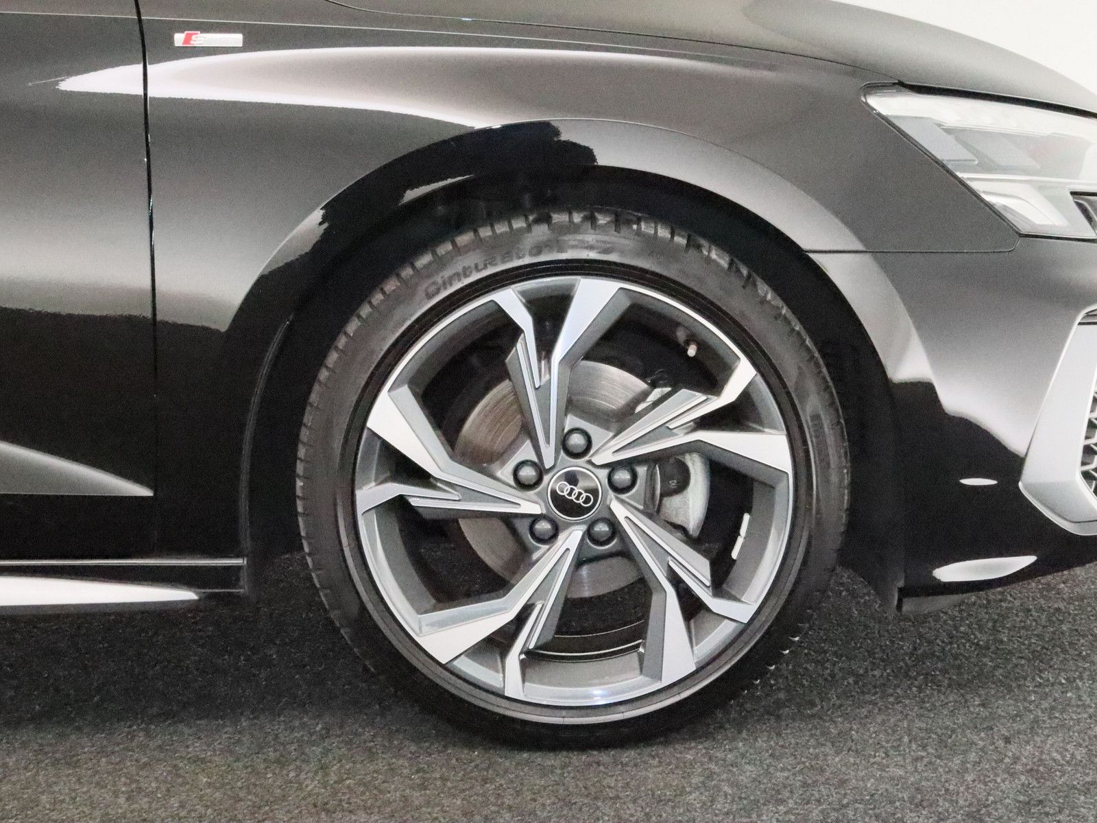 Audi A3 Sportback 30 TDI S line - Samsaru's Car Outlet