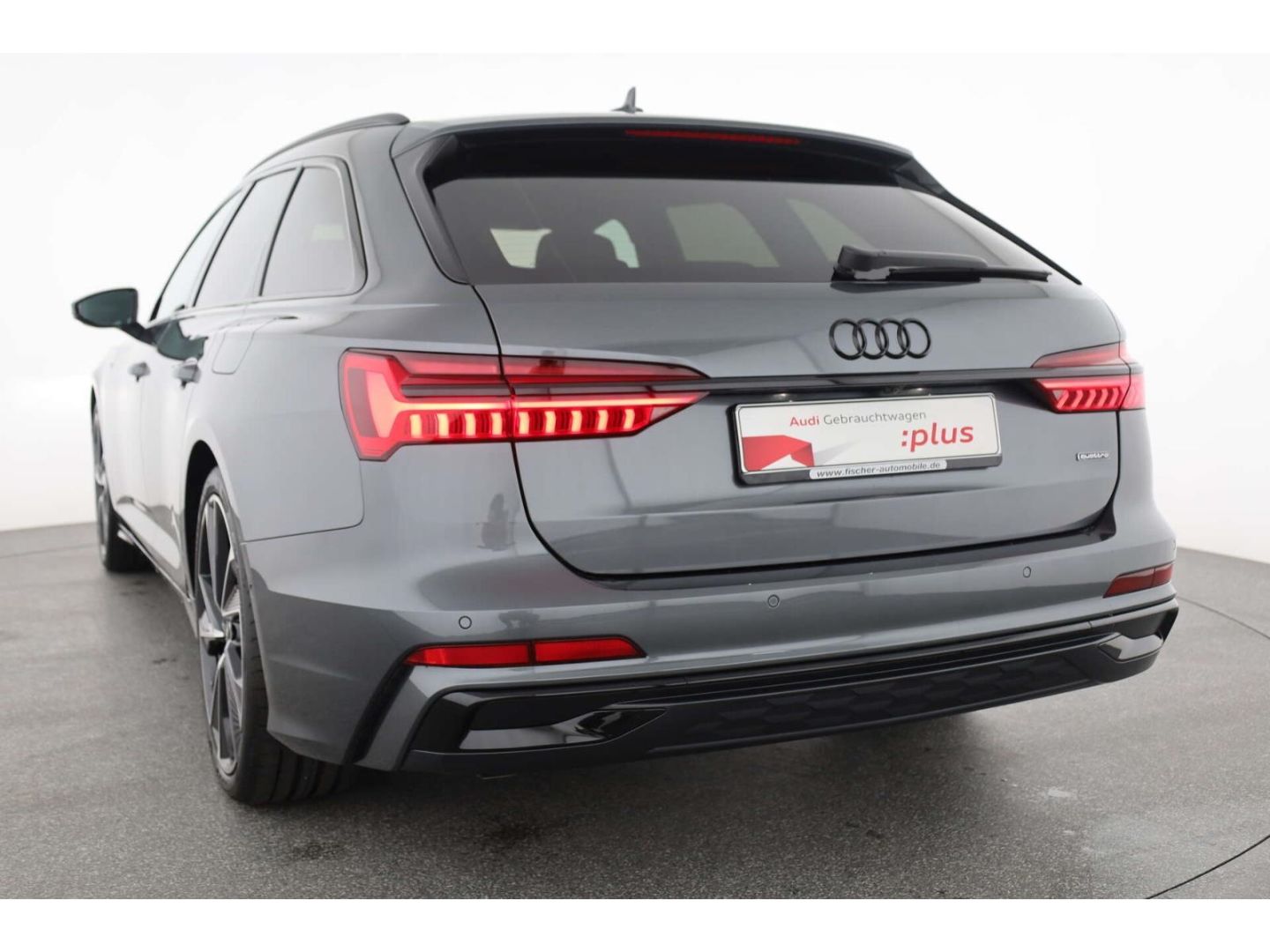 Audi A6 Avant 55 TFSI e quattro S line - Samsaru's Car Outlet