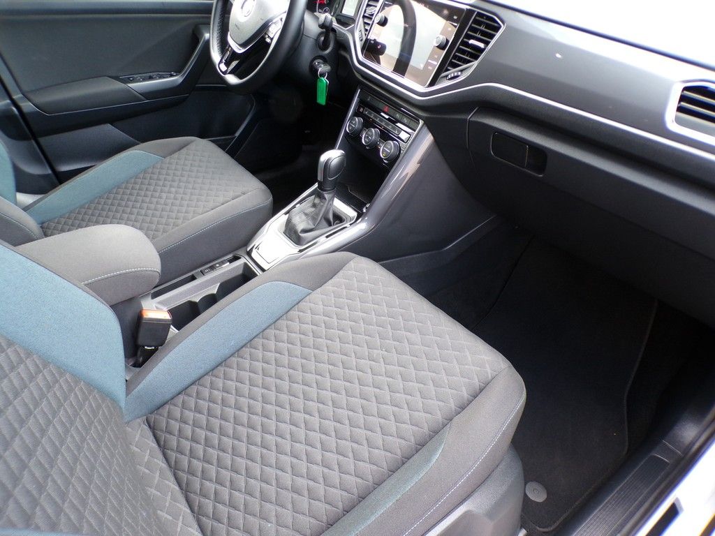 Volkswagen T-Roc 1.5 TSI Style - Samsaru's Car Outlet