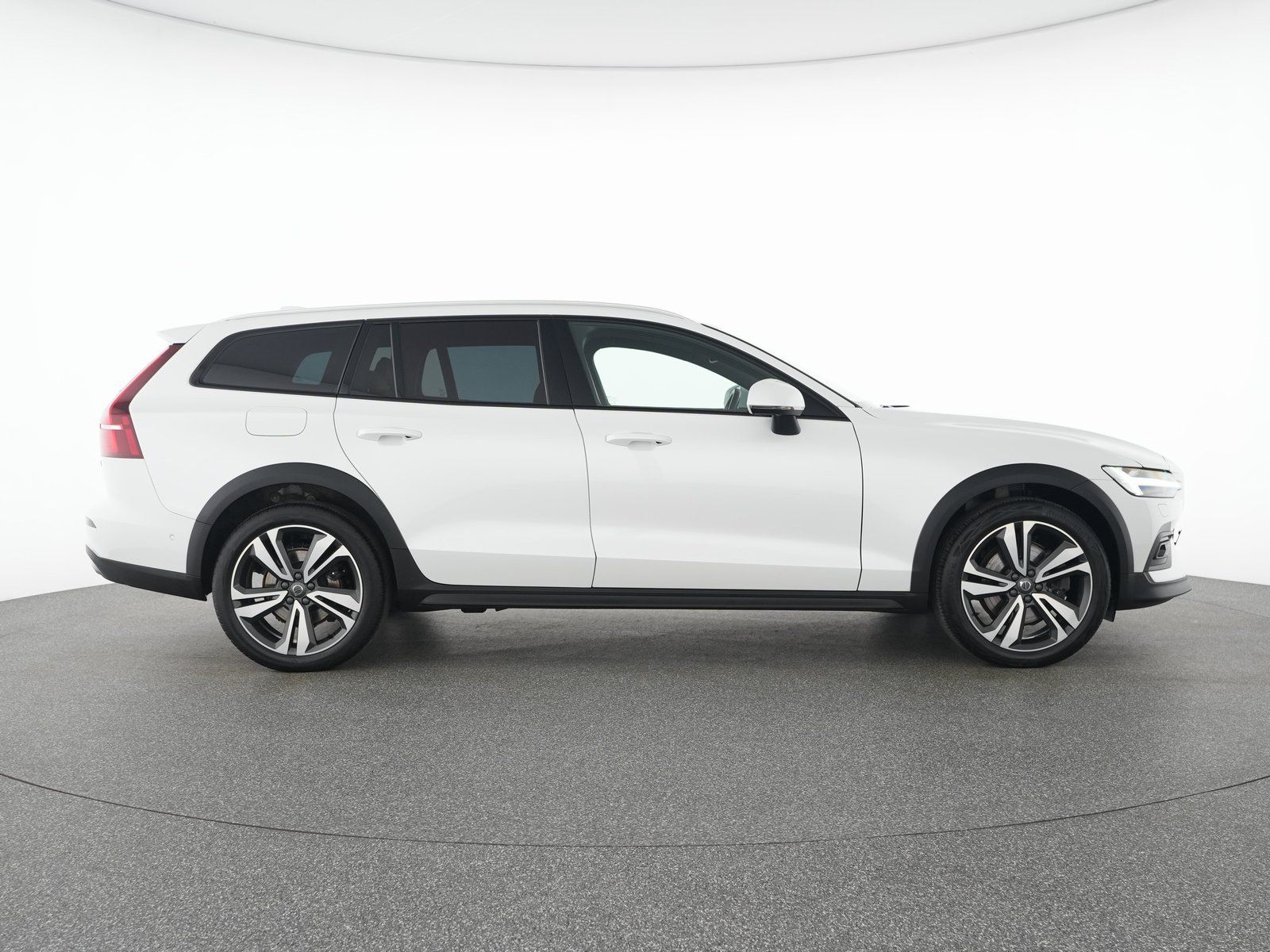 Volvo V60 CC B4 AWD Ultimate SONDERFINANZIERUG 1,99%*