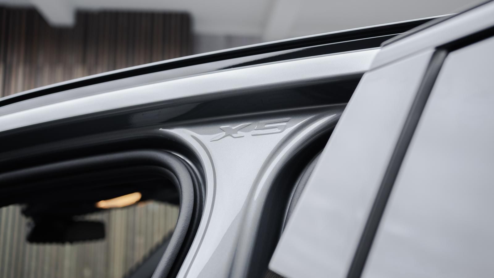BMW X5 xDrive30d M-Sport HuD AHK 360 Luft H&K Softcl