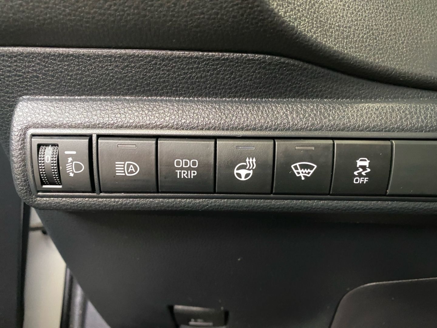 Toyota Corolla 1.8 Hybrid Team D *LED*ACC*CAM*SHZ*PDC*