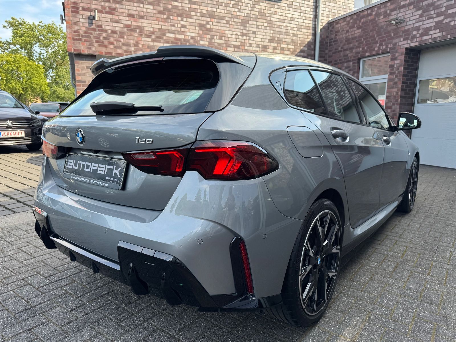 BMW 120i M SPORT PRO HEADUP 360° ACC Innovation 8xLM