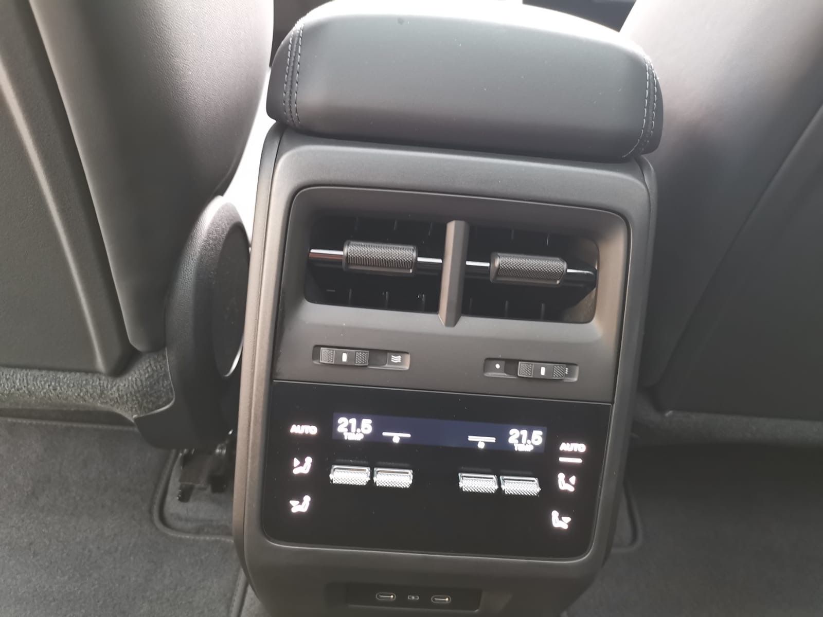 Porsche Macan - Samsaru's Car Outlet