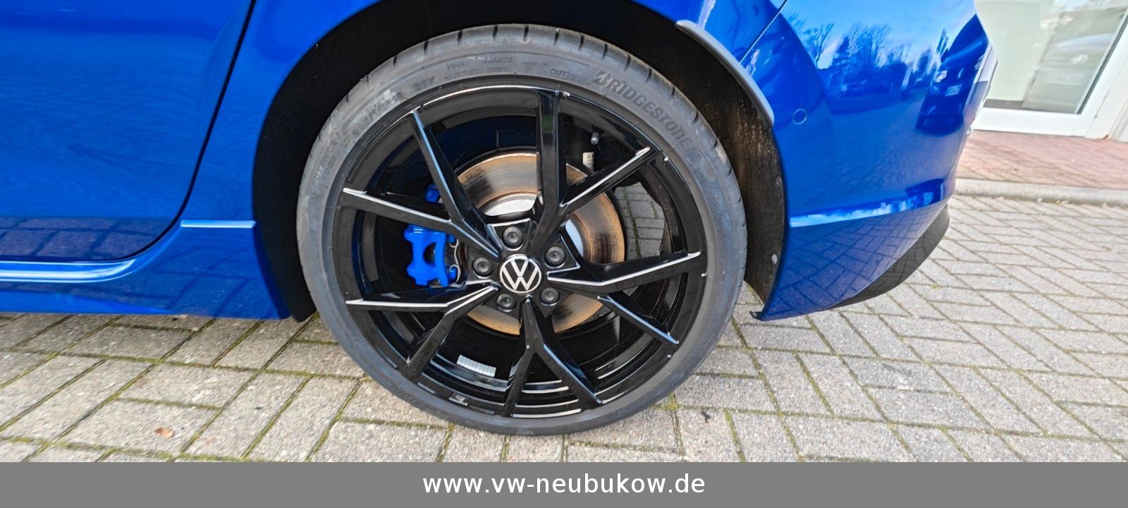 Volkswagen Golf VIII R 20 Years 4Motion DSG - Samsaru's Car Outlet