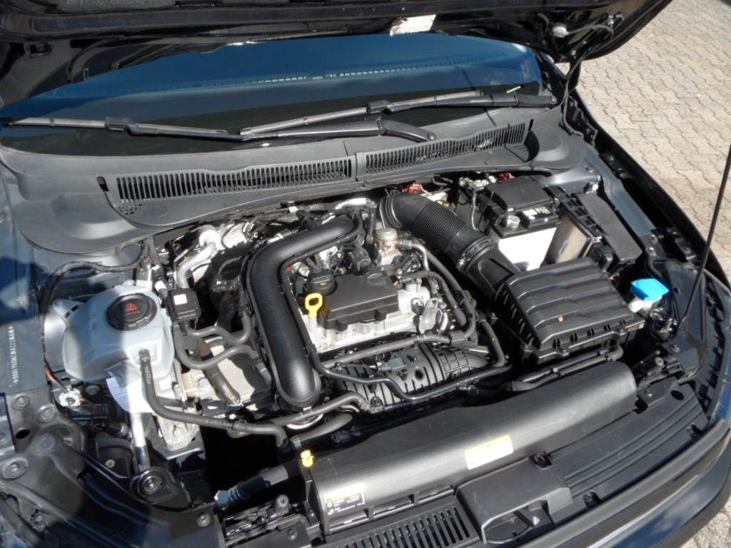Volkswagen Polo 1.0 TSI OPF 70kW DSG Comfortline - Samsaru's Car Outlet