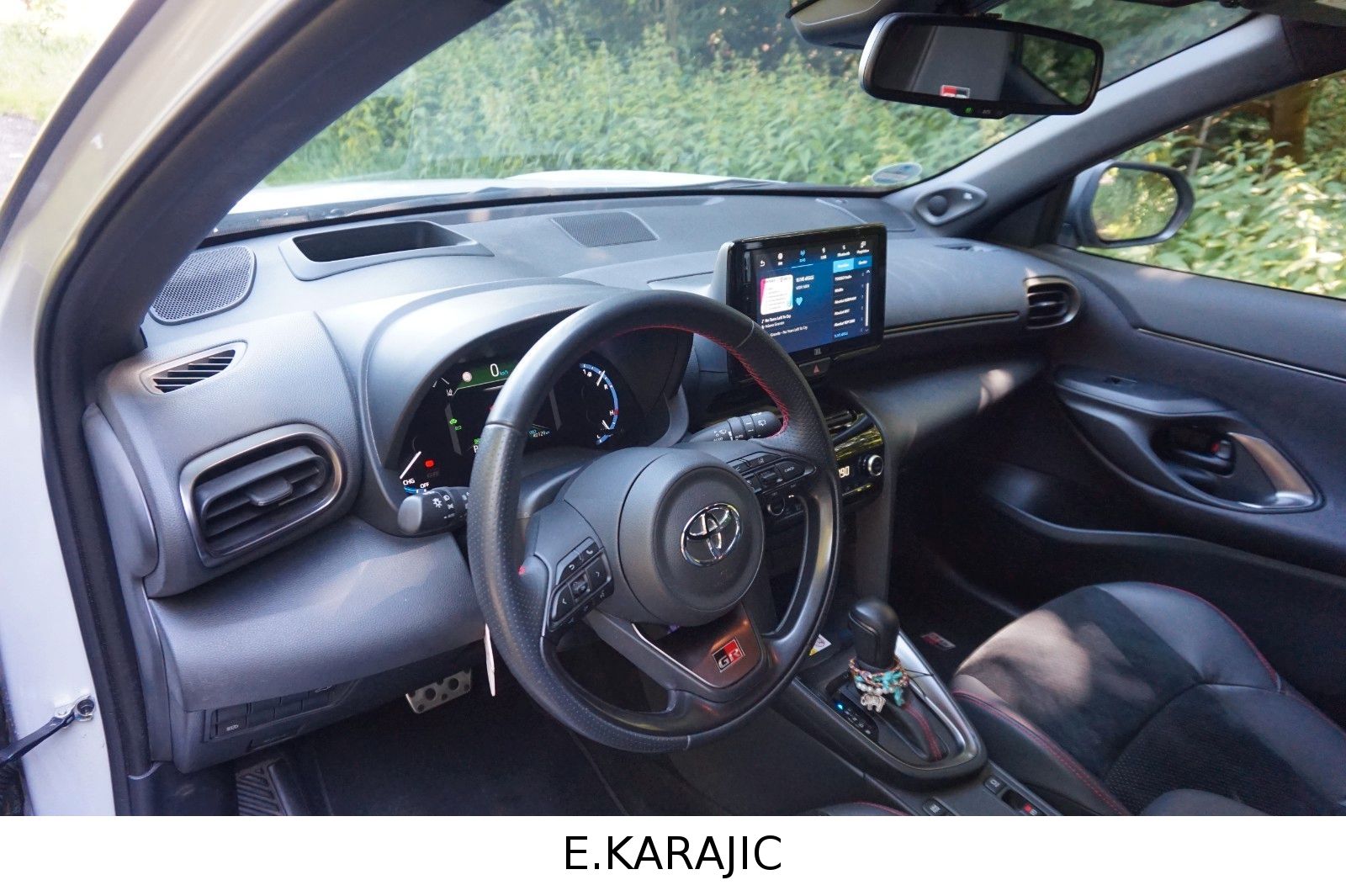 Toyota Yaris Cross Hybrid FWD GR Sport-GARANTIE-SCHECKH