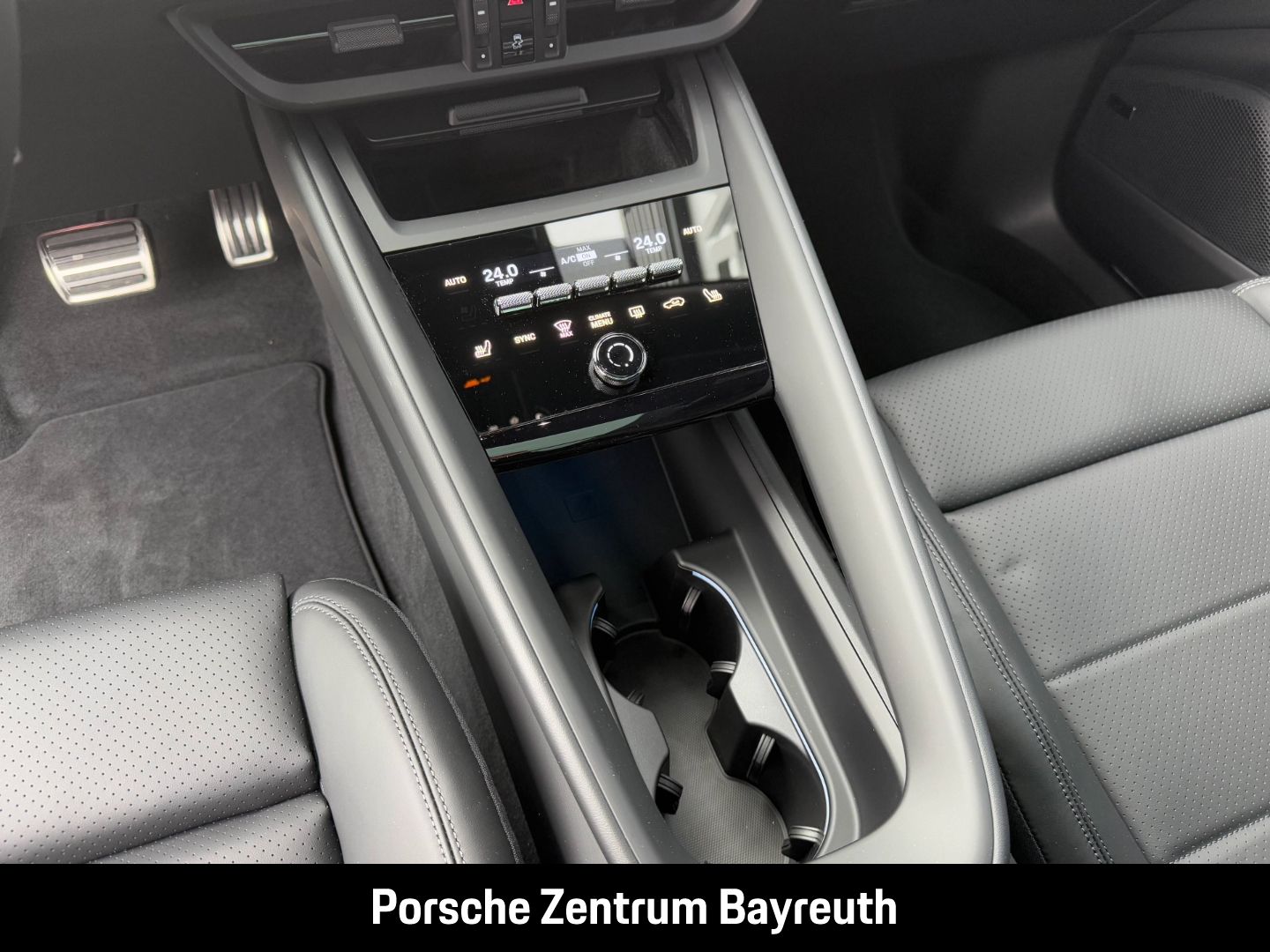 Porsche Macan 4S *AHV*MATRIX*INNO*LUFTFEDER.*HEADUP*BOSE