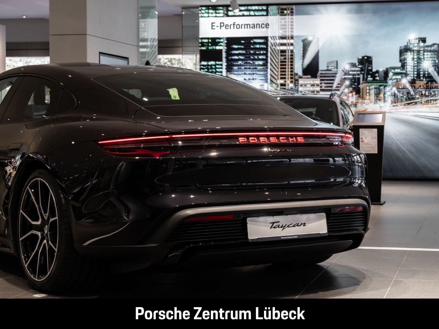 Porsche Taycan Performancebatterie+ Surround-View BOSE