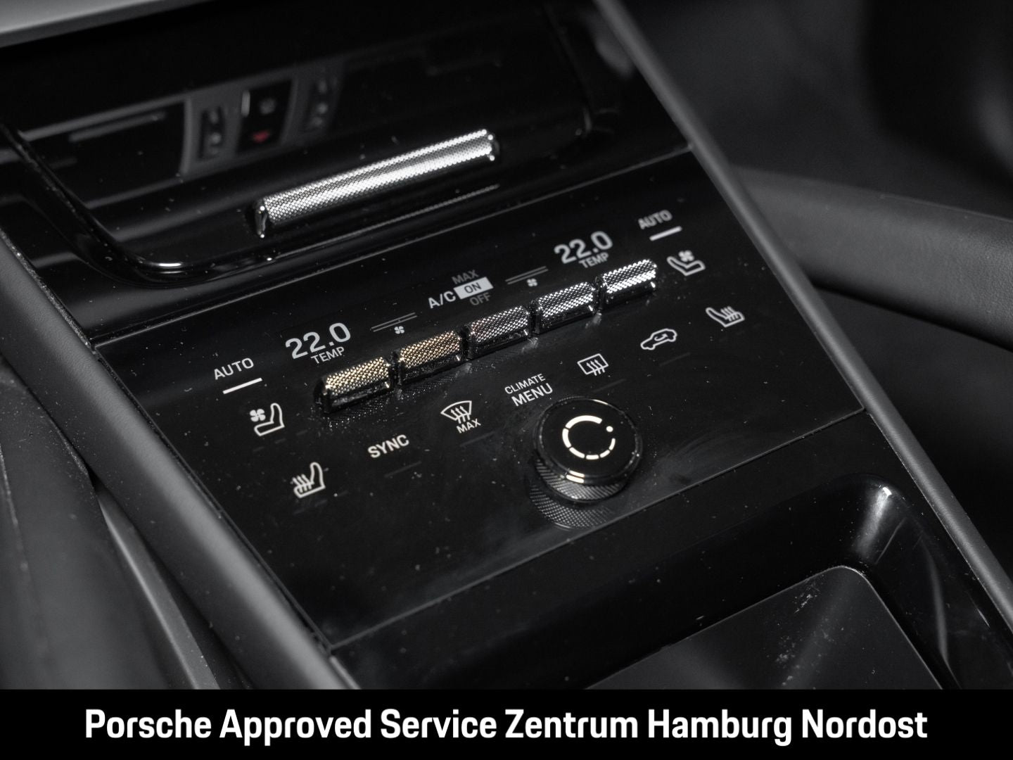 Porsche Cayenne E-Hybrid Coupe PASM BOSE InnoDrive 360°