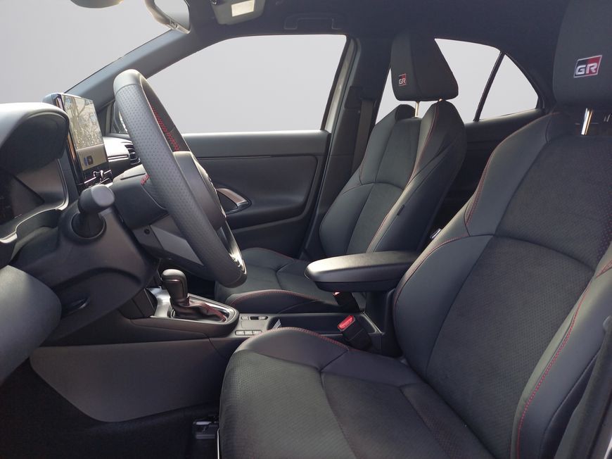 Toyota Yaris Cross Hybrid GR Sport Premium-Paket WKR