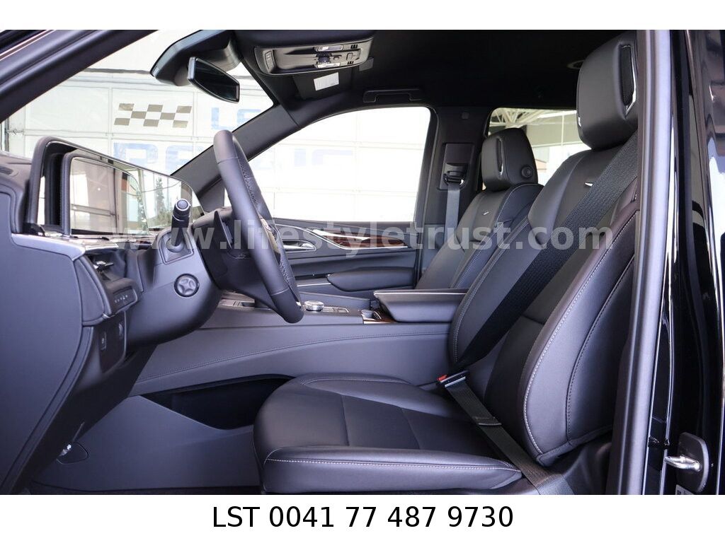 Cadillac Escalade LUXURY 6.2 V8 4WD - 2023 -  € 66.900 T1