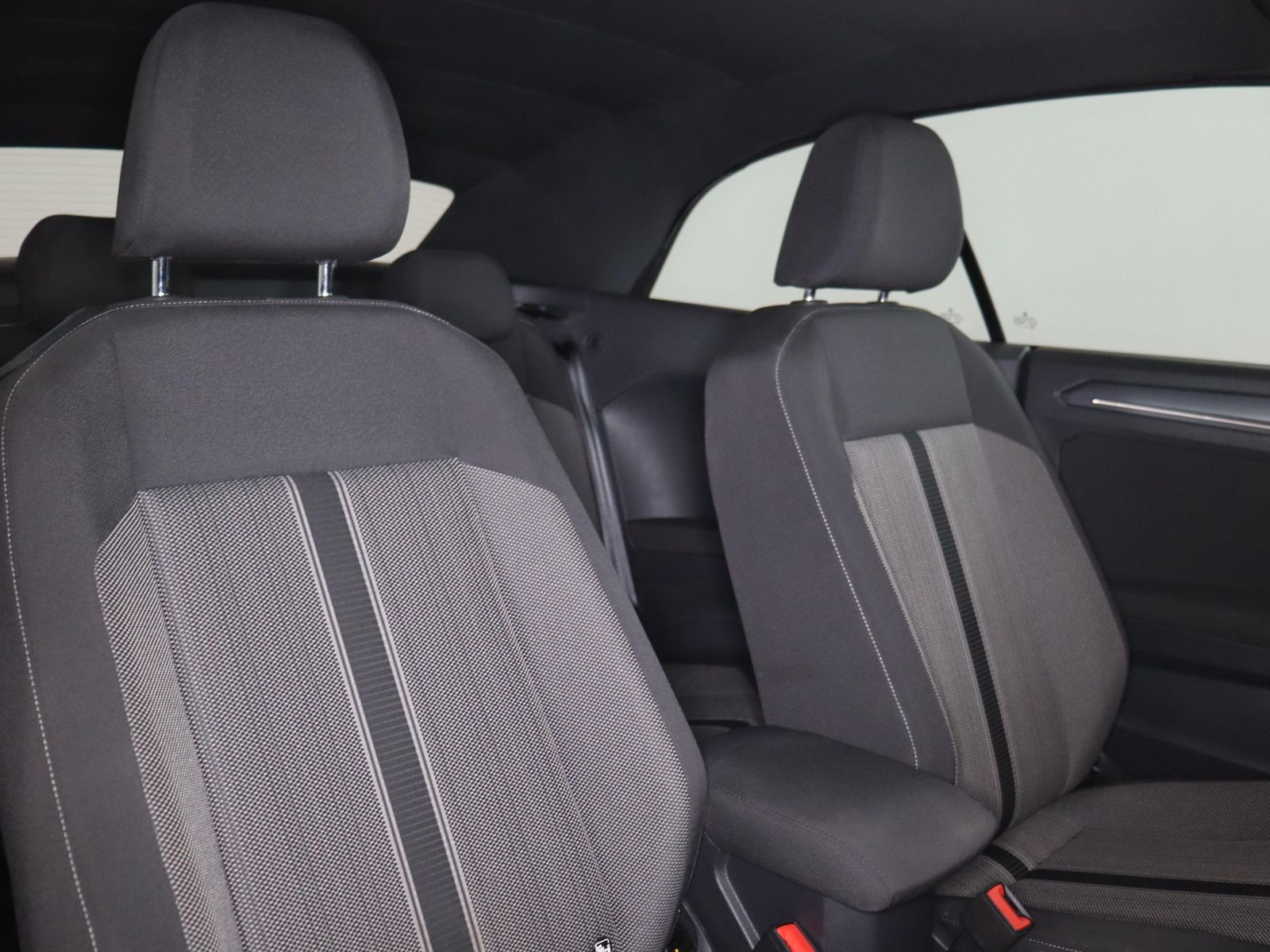 Volkswagen T-Roc Style 1.0TSI - Samsaru's Car Outlet