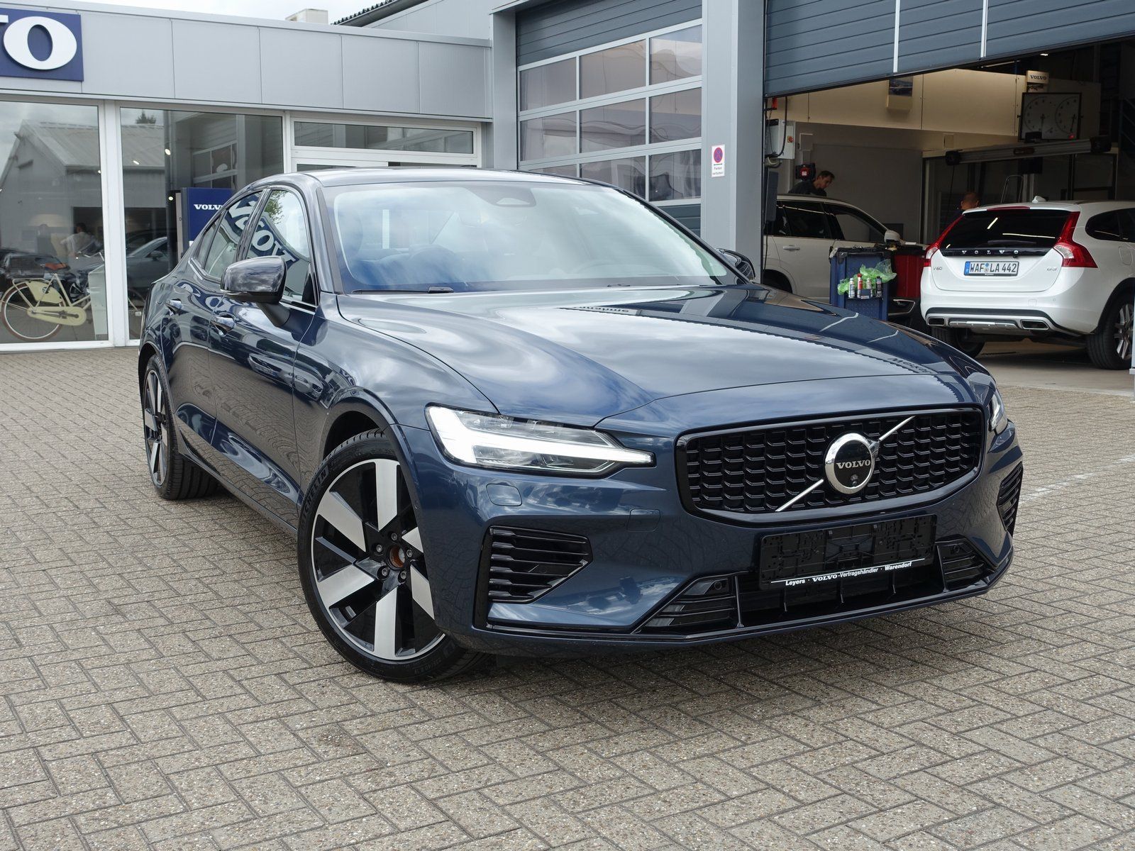 Volvo S60 Recharge Ultimate T8 AWD/B&W/360°/Head-UP