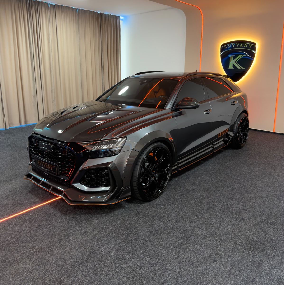 Audi RSQ8 KEYVANY CARBON/KERAMK/B&O/STAN.HZ/DYNMK.PLS