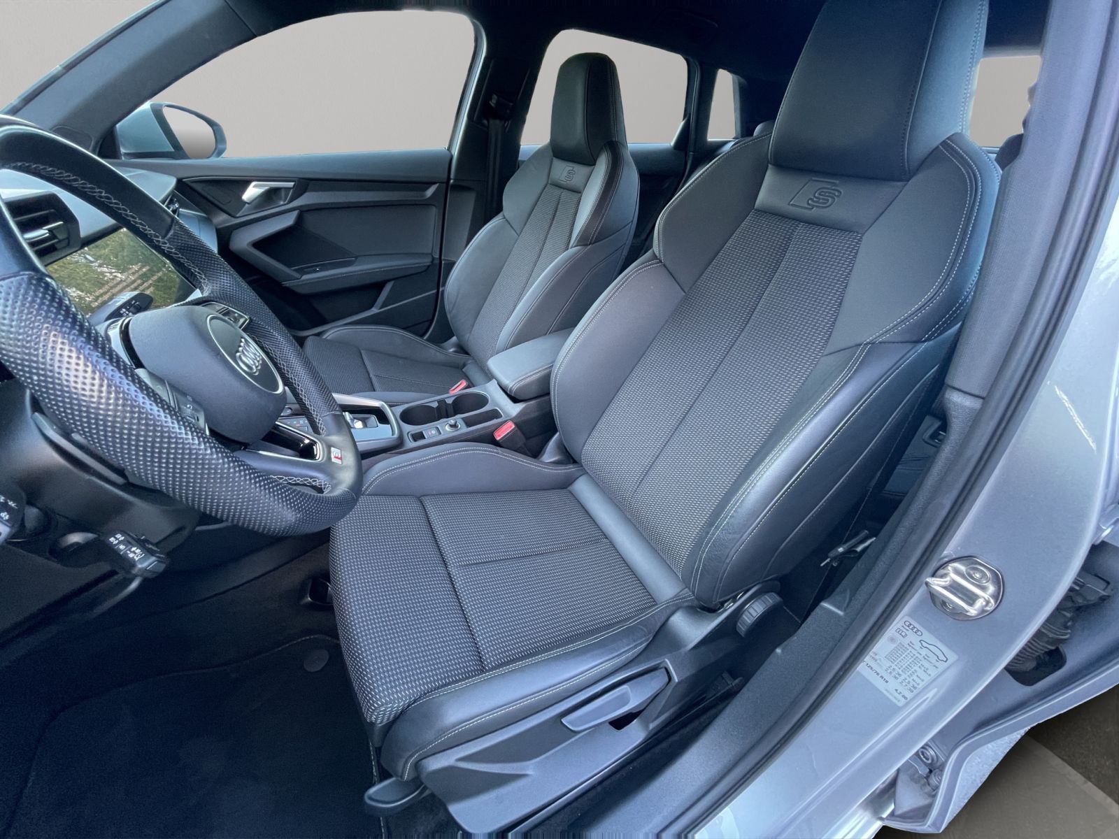 Audi A3 Sportback 30 TFSI LED Navi PDC+ Teilleder