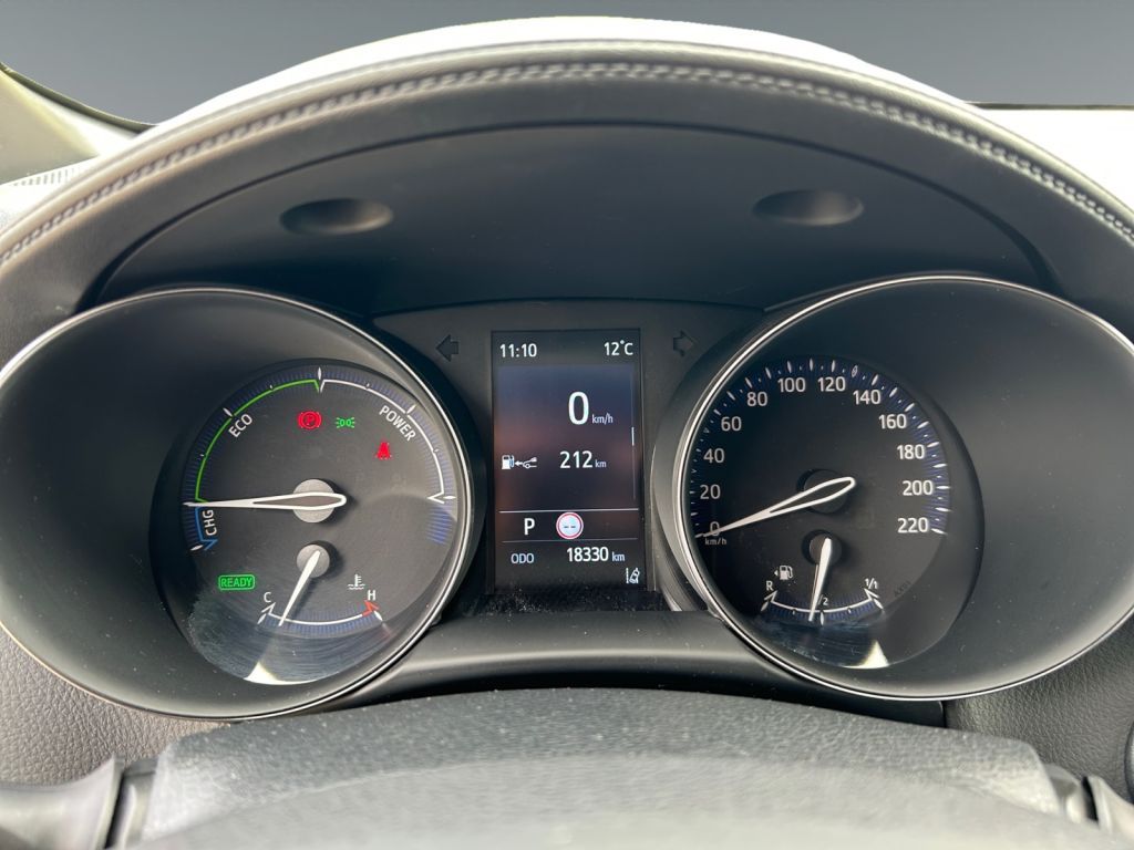 Toyota C-HR 2.0 Hybrid - Samsaru's Car Outlet