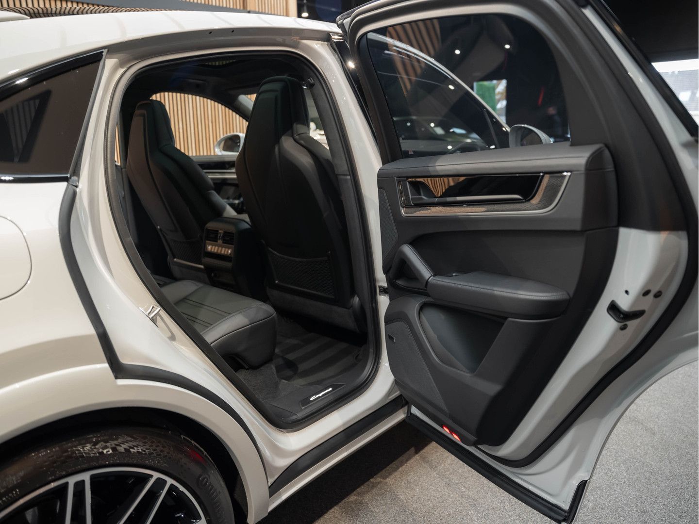 Porsche Cayenne Coupé E-Hybrid Carbon 3.0 E-Hybrid Pano